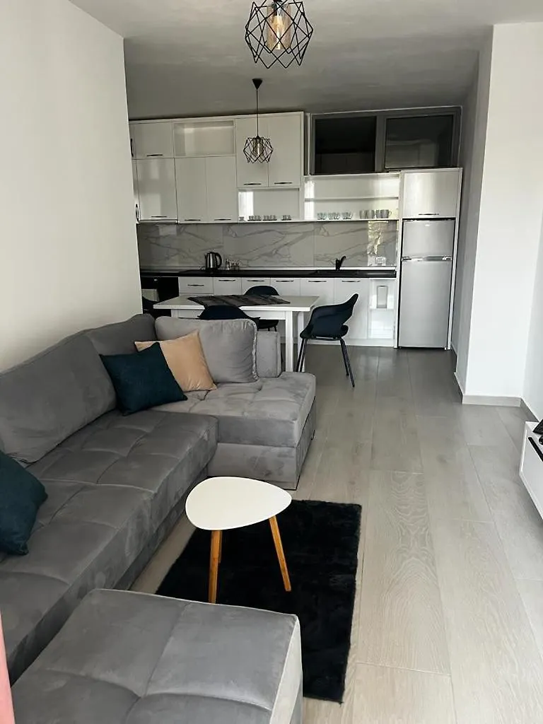 Seaview Apartment Golem  Albania
