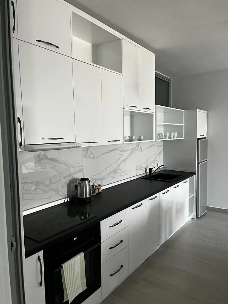 Seaview Apartment Golem  Albania